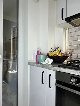 Snapshot of Celine_Roxelle chatting on February 24, 1:20 pm Celine Roxelle online show from February 24, 1:20 pm