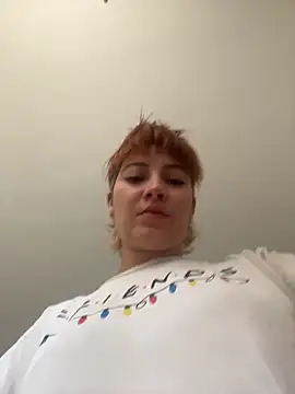 Maggie Geller online show from October 22, 5:02 pm