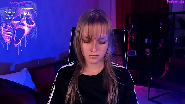 KiraMontoya online show from September 13, 5:46 pm