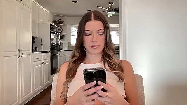 rileydepp online show from February 12, 10:05 pm