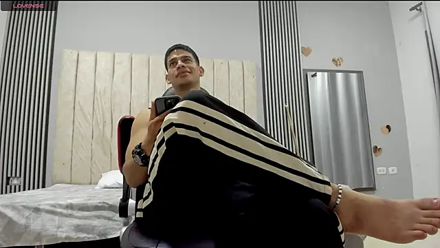 ANDRES STUD online show from February 14, 4:31 am