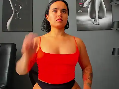 Snapshot of karlyjons12 chatting on February 21, 3:57 pm karlyjons12 online show from February 21, 3:57 pm