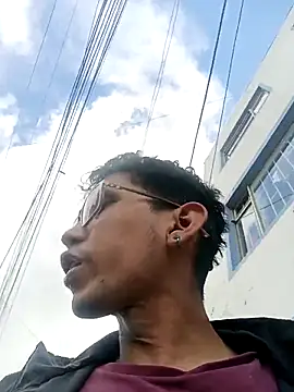 gualoem28 online show from November 14, 8:07 pm