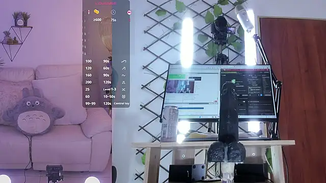 Snapshot of Neekito_ chatting on March 15, 1:52 am Neekito online show from March 15, 1:52 am