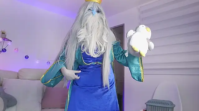 Snapshot of Neekito_ chatting on October 31, 8:43 pm Neekito online show from October 31, 8:43 pm