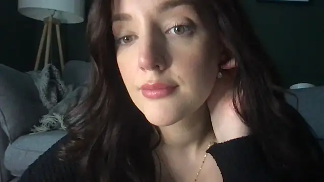 Snapshot of laceyjames24 chatting on November 12, 11:21 am laceyjames24 online show from November 12, 11:21 am