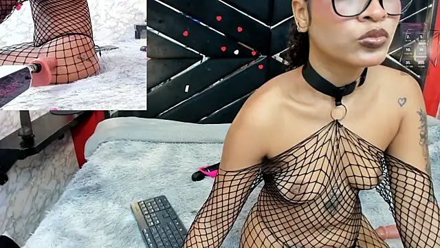 IVISBOUNCYASS online show from July 19, 1:04 pm