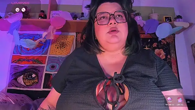 Banana squirt online show from April 18, 9:15 pm