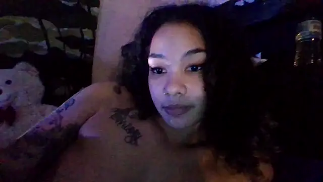 Snapshot of tastylolaaa chatting on February 4, 1:16 pm tastylolaaa online show from February 4, 1:16 pm