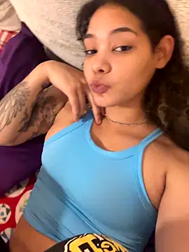 Snapshot of tastylolaaa chatting on September 29, 2:49 am tastylolaaa online show from September 29, 2:49 am