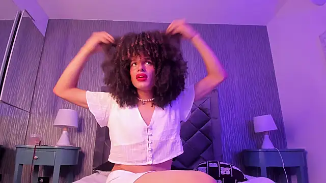 Snapshot of Indigo_star1 chatting on February 8, 7:04 am Indigo star1 online show from February 8, 7:04 am