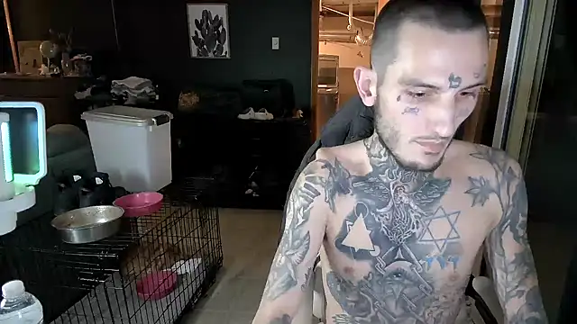 Snapshot of BadJewfucks chatting on January 6, 2:37 am BadJewfucks online show from January 6, 2:37 am