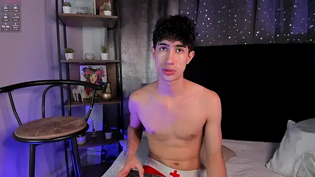 NovaaWheler online show from October 28, 8:00 pm