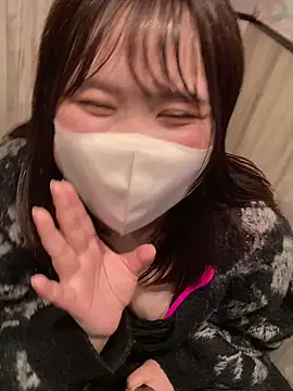 Snapshot of mitarashi_awww chatting on March 12, 2:45 pm mitarashi awww online show from March 12, 2:45 pm