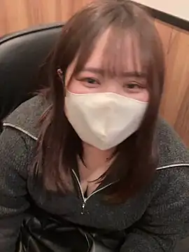 Snapshot of mitarashi_awww chatting on March 15, 11:19 am mitarashi awww online show from March 15, 11:19 am