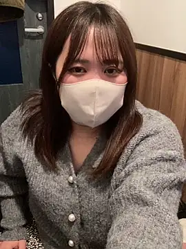 Snapshot of mitarashi_awww chatting on March 15, 5:48 pm mitarashi awww online show from March 15, 5:48 pm