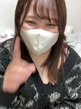 Snapshot of mitarashi_awww chatting on March 18, 10:57 am mitarashi awww online show from March 18, 10:57 am