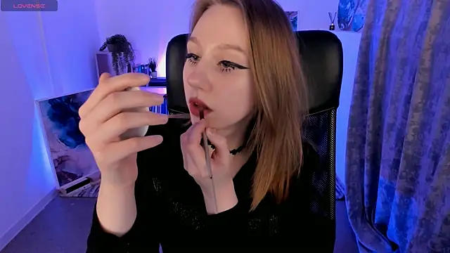 Snapshot of DariaTate chatting on March 13, 6:23 pm DariaTate online show from March 13, 6:23 pm