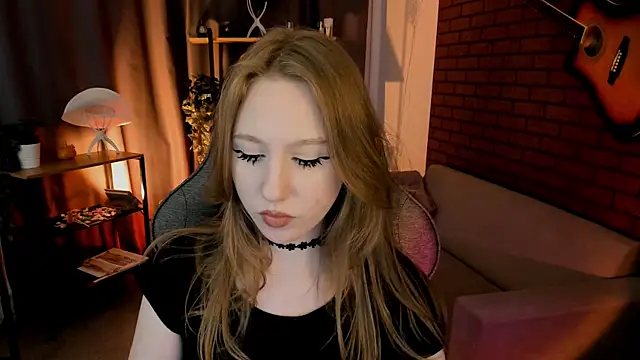 DariaTate online show from April 2, 8:56 am