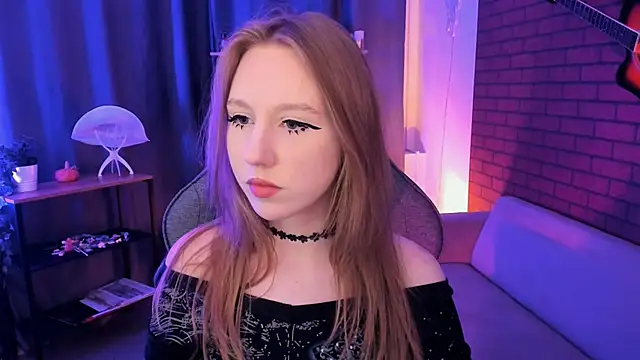 DariaTate online show from April 16, 9:10 am