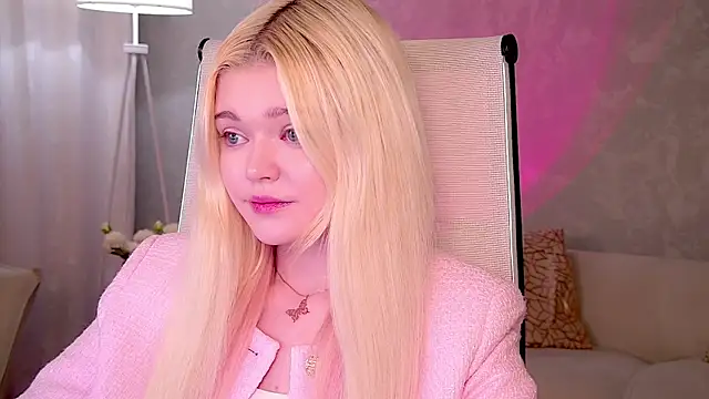 AdeleCartier online show from April 18, 12:47 am