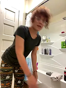 Snapshot of grassXass420 chatting on October 26, 9:26 am grassXass420 online show from October 26, 9:26 am