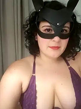 LunaSoleil9 online show from March 15, 7:05 pm