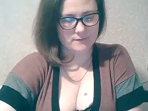 Snapshot of MerryLaCherry chatting on March 14, 2:20 am MerryLaCherry online show from March 14, 2:20 am
