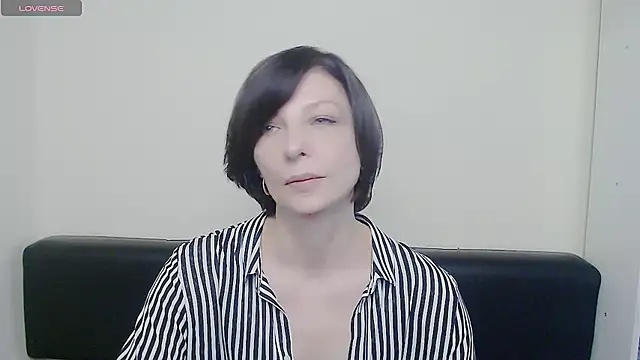  AngeliaFlow  online show from February 24, 7:33 am