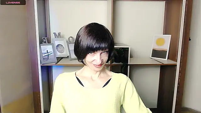  AngeliaFlow  online show from October 10, 6:45 am