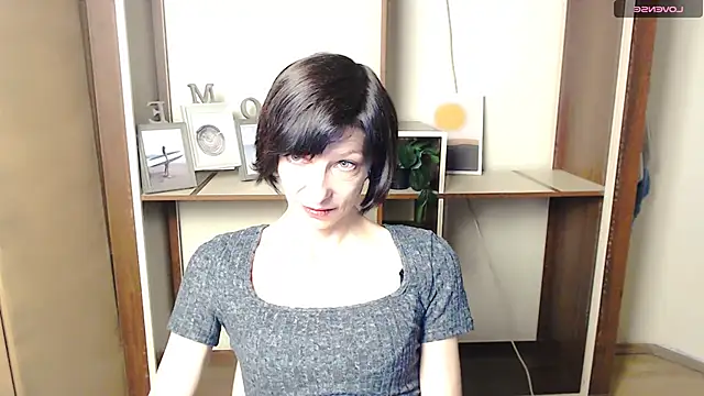  AngeliaFlow  online show from October 22, 7:08 am