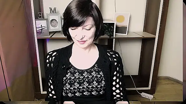  AngeliaFlow  online show from June 2, 7:32 am