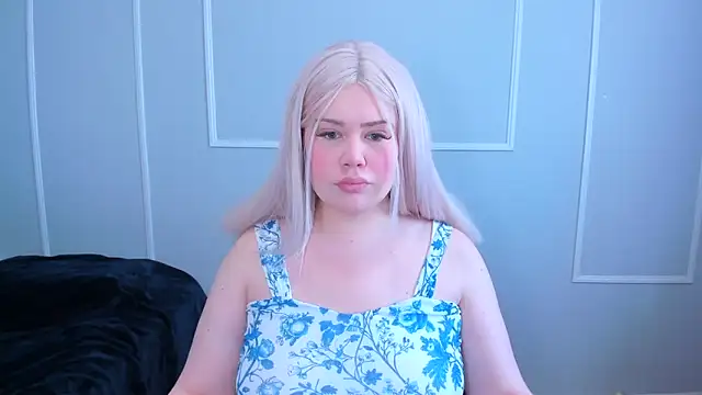  leana  online show from February 12, 5:19 pm