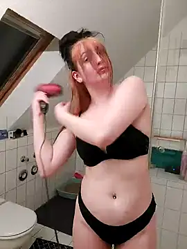 Gamergirl-Linela online show from February 14, 5:46 pm