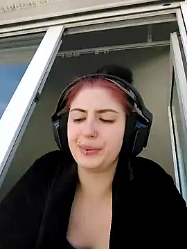 Gamergirl-Linela online show from February 21, 3:10 pm