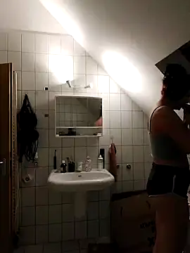 Gamergirl-Linela online show from March 11, 7:14 pm