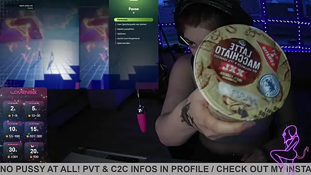 Gamergirl-Linela online show from March 13, 5:33 am