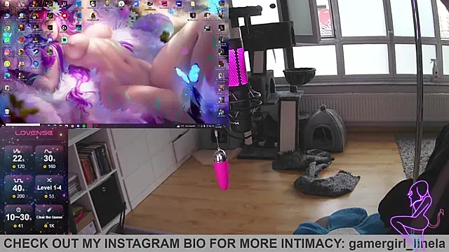 Gamergirl-Linela online show from October 12, 3:44 pm