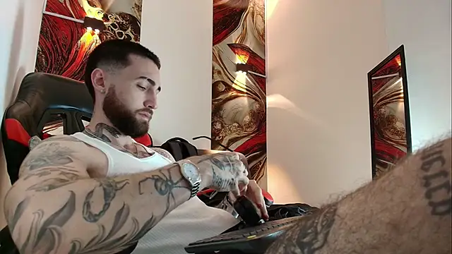 Luke davis01 online show from February 18, 12:56 pm