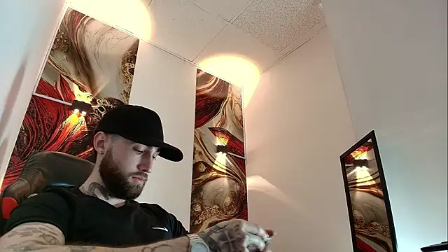 Luke davis01 online show from February 23, 1:08 pm