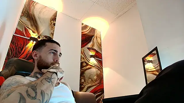 Luke davis01 online show from April 13, 1:16 pm