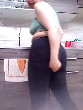 Saori Sann  online show from March 2, 7:12 pm