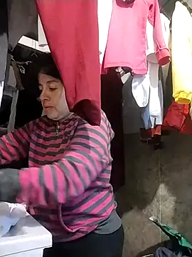 Saori Sann  online show from October 14, 12:00 am