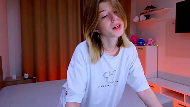 Bella amory online show from November 18, 2:54 pm