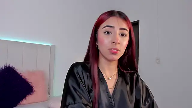 Mirandaa Rogers online show from December 13, 7:53 pm