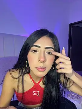 Mirandaa Rogers online show from July 18, 7:06 pm