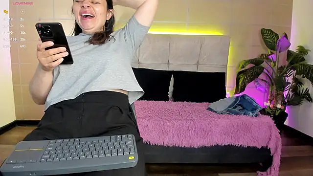  michonne  online show from March 8, 3:43 am