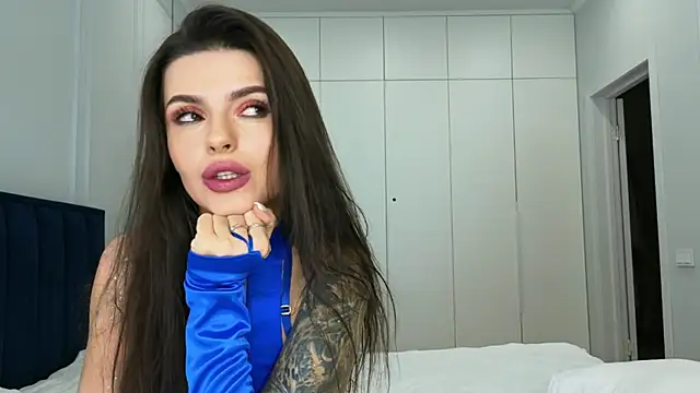 Snapshot of AmyLeeplay chatting on December 13, 8:36 pm AmyLeeplay online show from December 13, 8:36 pm