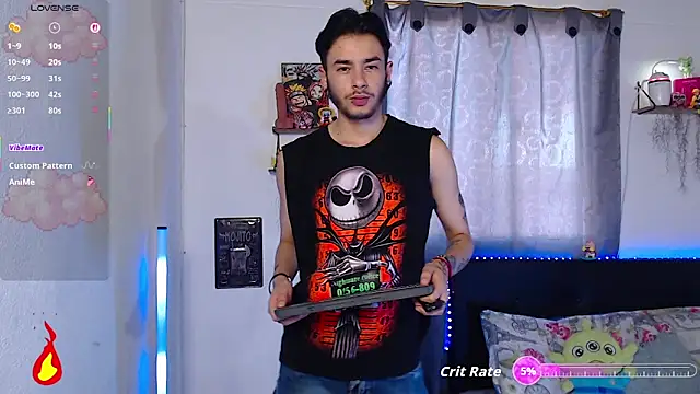 Snapshot of kyle_clint07 chatting on May 5, 7:44 pm kyle clint07 online show from May 5, 7:44 pm