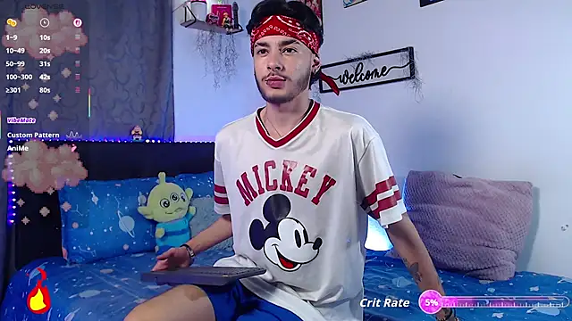 Snapshot of kyle_clint07 chatting on May 19, 1:56 am kyle clint07 online show from May 19, 1:56 am
